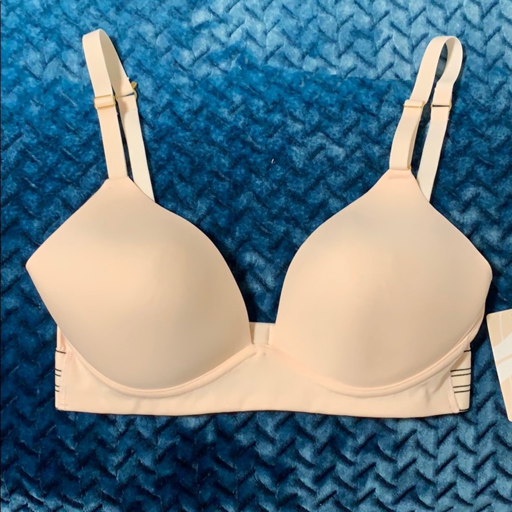 Soft cup bra